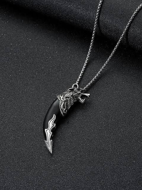 Cadena Dark Gótica Fitness