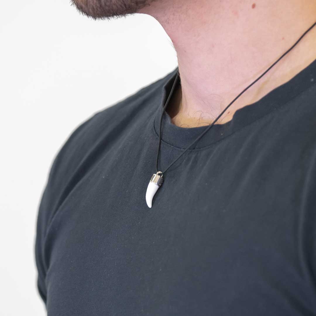 🔝 Collar de colmillo